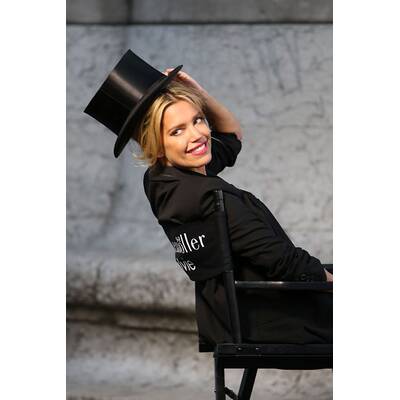 Frisch verliebt: Sylvie van der Vaart strahlt bei sexy Shooting