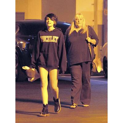 Paris Jackson verbringt viel Zeit mit Debbie