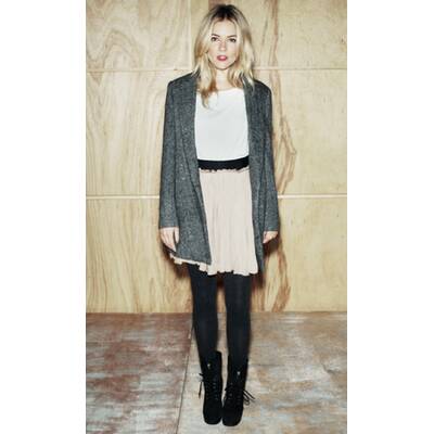 Sienna Miller modelt eigene Kollektion