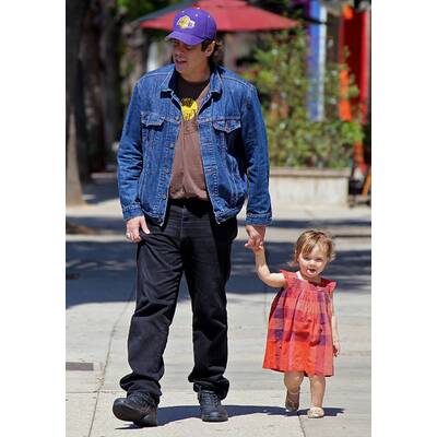 Benicio del Toro: So süß ist Töchterchen Delilah