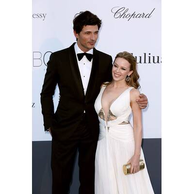 Star-Ladys und ihre knackigen Toyboys