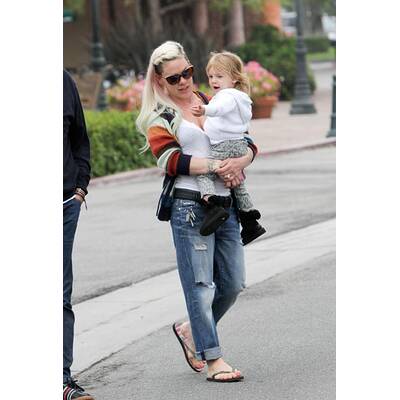 Stars: casual & chic