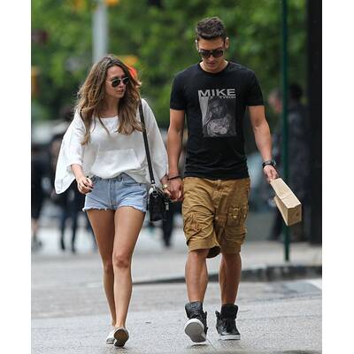 Mesut Özil zeigt seine neue Freundin