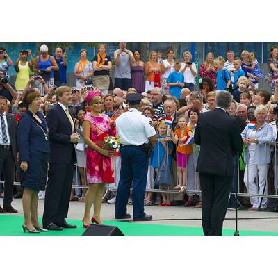 Máxima besucht niederländische Provinzen