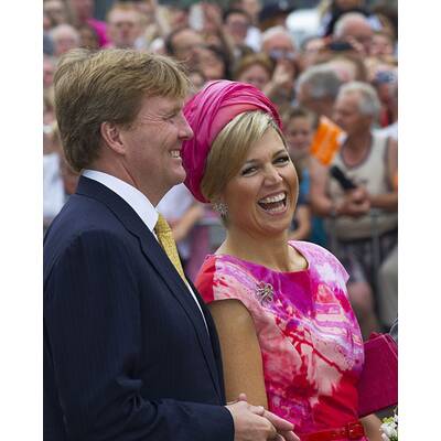 Máxima besucht niederländische Provinzen