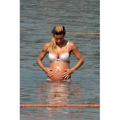 Michelle Hunziker genießt den Urlaub