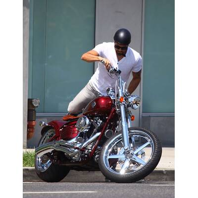 Jesse Metcalfe macht die Straßen unsicher