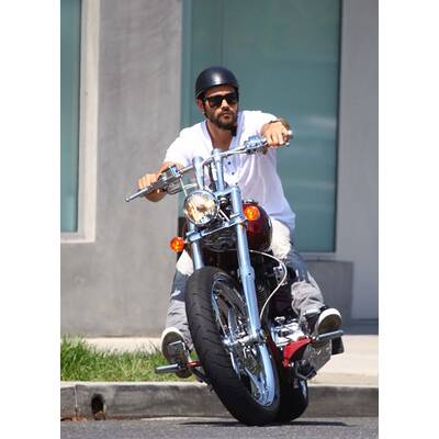 Jesse Metcalfe macht die Straßen unsicher