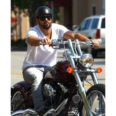 Jesse Metcalfe macht die Straßen unsicher