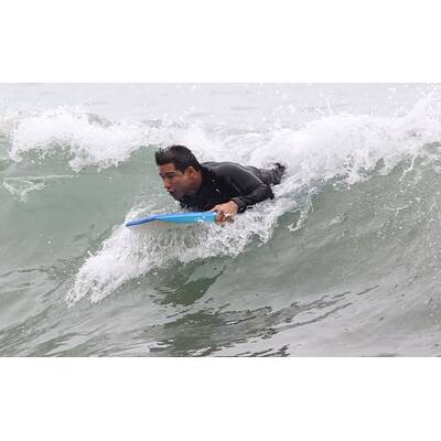 Mario Lopez genießt  einen Tag am Strand