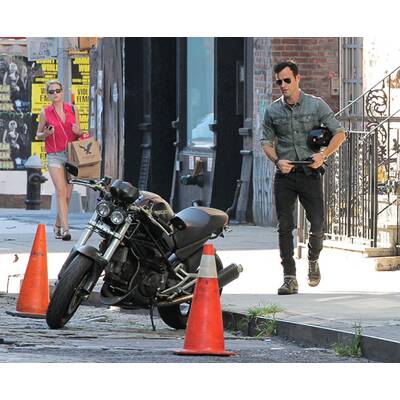 Justin Theroux mit seinem Lieblings-Spielzeug