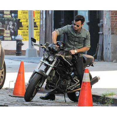 Justin Theroux mit seinem Lieblings-Spielzeug