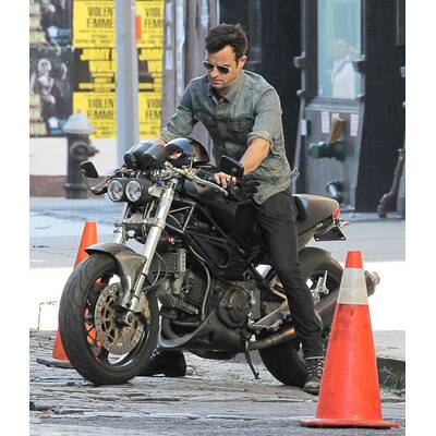 Justin Theroux mit seinem Lieblings-Spielzeug