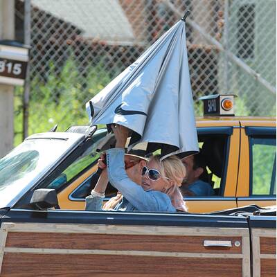 Naomi Watts im Trash-Outfit