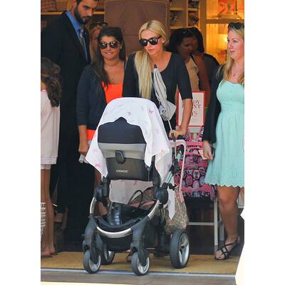 Petra Ecclestone zeigt ihr süßes Baby