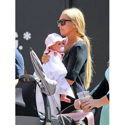 Petra Ecclestone zeigt ihr süßes Baby
