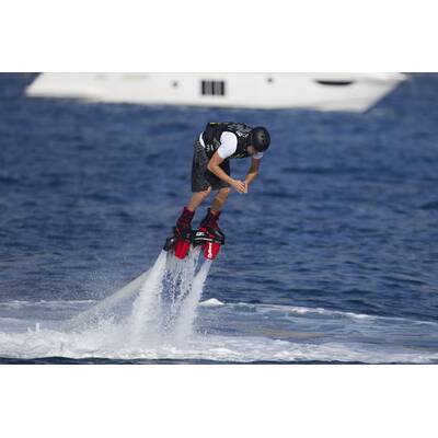 Leonardo DiCaprio hebt auf Ibiza ab