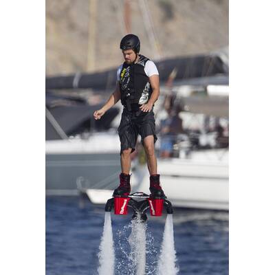 Leonardo DiCaprio & Toni Garrn auf Ibiza