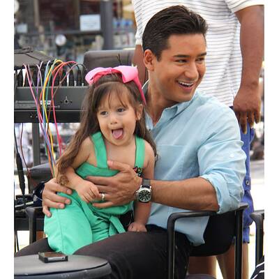 Mario Lopez' Töchterchen Gia ist ein Papa-Kind