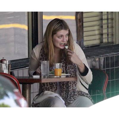 Mischa Barton beim Frustessen