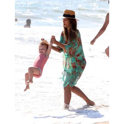 Jessica Alba genießt Auszeit mit der Familie