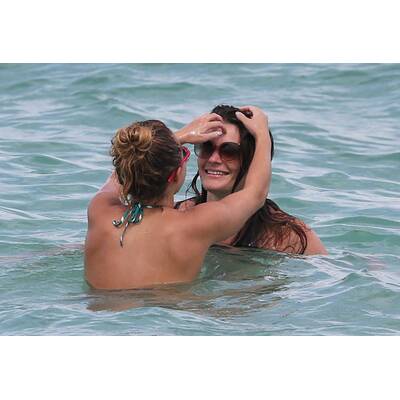 Hayden Panettiere sexy im Bikini