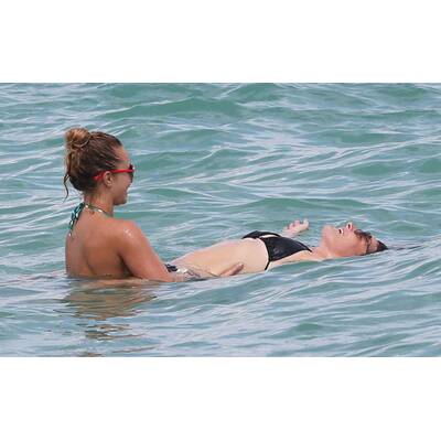 Hayden Panettiere sexy im Bikini