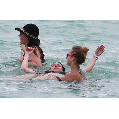 Hayden Panettiere sexy im Bikini