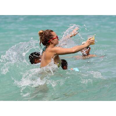 Hayden Panettiere sexy im Bikini