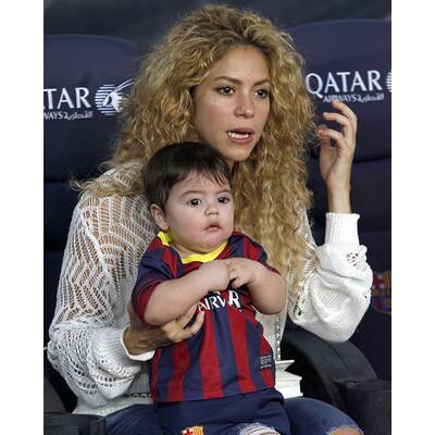 Shakira mit Sohn Milan bei Fußball-Match