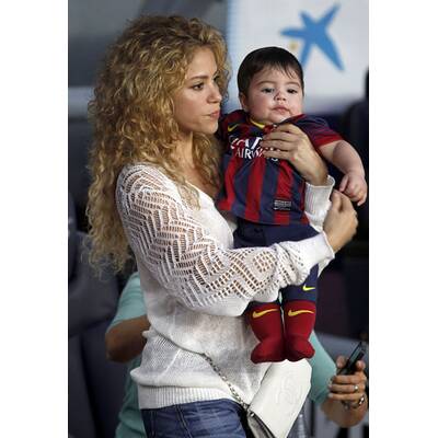 Shakira mit Sohn Milan bei Fußball-Match