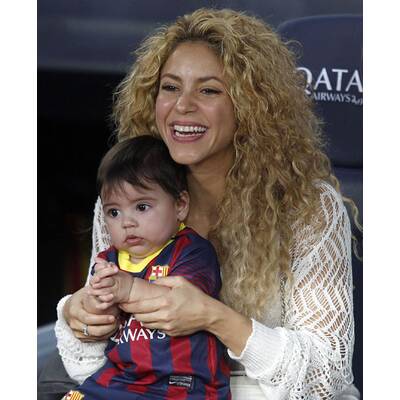 Shakira mit Sohn Milan bei Fußball-Match