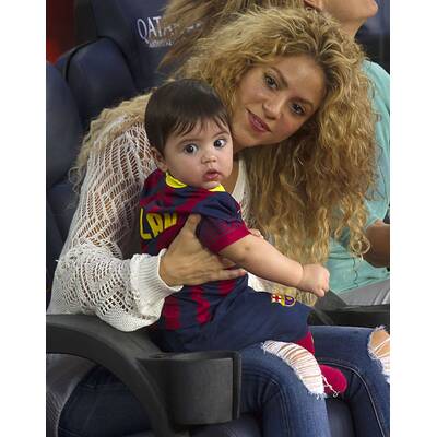 Shakira mit Sohn Milan bei Fußball-Match