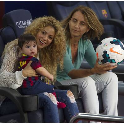 Shakira mit Sohn Milan bei Fußball-Match