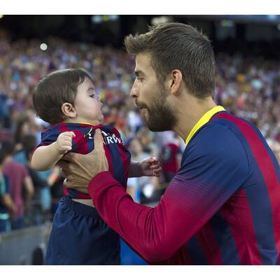 Shakira mit Sohn Milan bei Fußball-Match