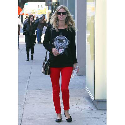 Paris & Nicky Hilton bei ihrer Lieblings-Beschäftigung