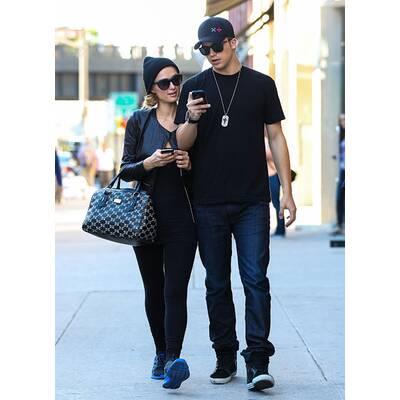 Paris & Nicky Hilton bei ihrer Lieblings-Beschäftigung