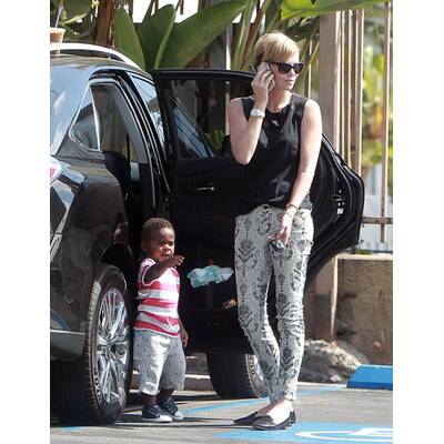 Charlize Theron mit Sohn Jackson