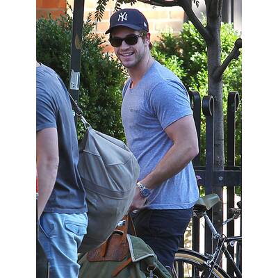 Glücklicher Liam Hemsworth