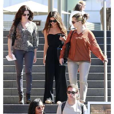 Selena Gomez erledigt Alltagsdinge