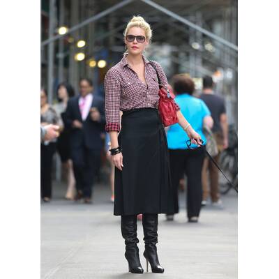 Katherine Heigl im schicken Karo-Outfit