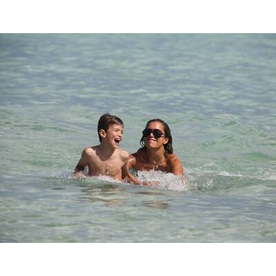 Sylvie van der Vaart & Sohn Damian