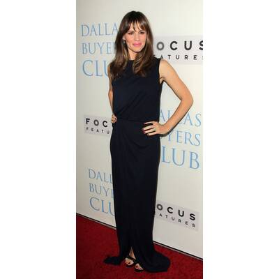 Versteckt Jennifer Garner da etwa einen Babybauch? 