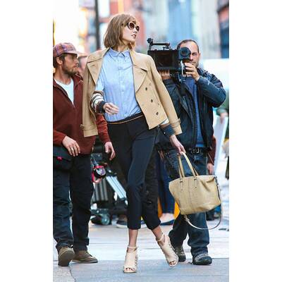 Karlie Kloss: Fotoshooting macht sie happy 