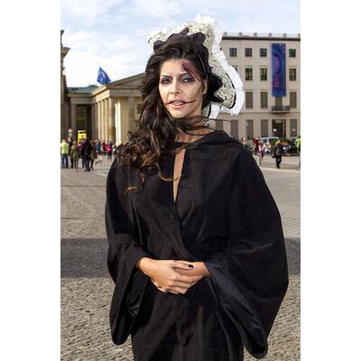 Micaela Schäfer in Grusel-Laune