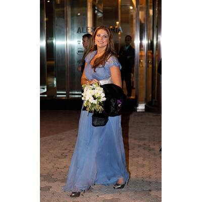 Prinzessin Madeleine strahlt