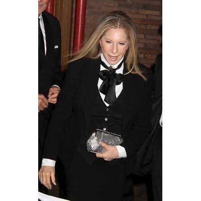 Barbra Streisand ist komplett faltenf