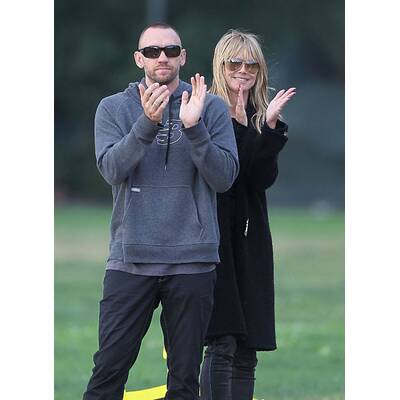 Heidi Klum mit Martin Kristen am Fußballplatz