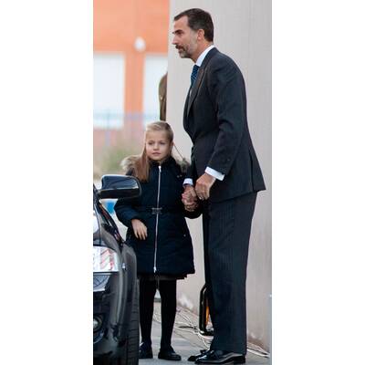 Prinzessin Leonor und Prinzessin Sofia zu Besuch beim Opa