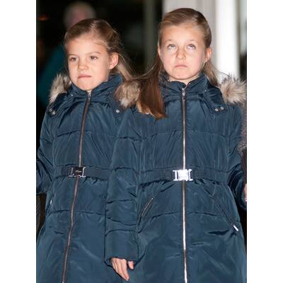 Prinzessin Leonor und Prinzessin Sofia zu Besuch beim Opa